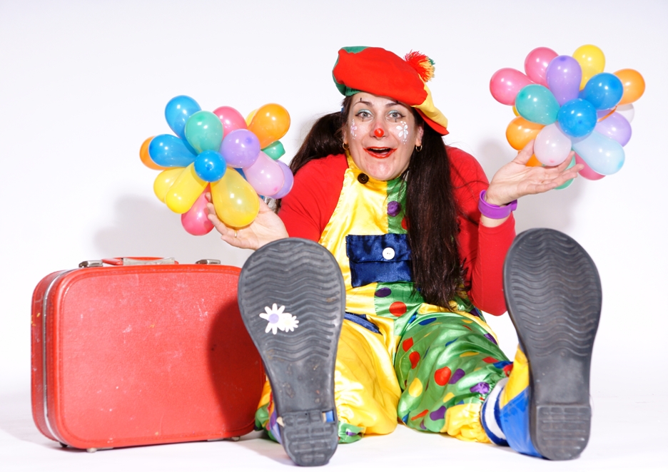 Clown huren inhuren Amsterdam Almere Hilversum Amstelveen Zaandam Utrecht Vleuten Ballonnen Schminck Mini disco party planning Amsterdam Amstelveen Diemen Duivendrecht Weesp Abcoude Driemond Utrecht Hilversum Bussum Vinkeveen Mijdrecht Wilnis Utrecht Baa